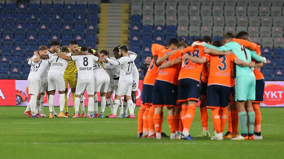 Sezona beklenmedik şekilde kötü bir başlangıç yapan Medipol Başakşehir'in Emre'si var. Aykut Kocaman'ın yerine göreve getirilen eski kaptanı Emre Belözoğlu ile 3'te 3 yaptı.