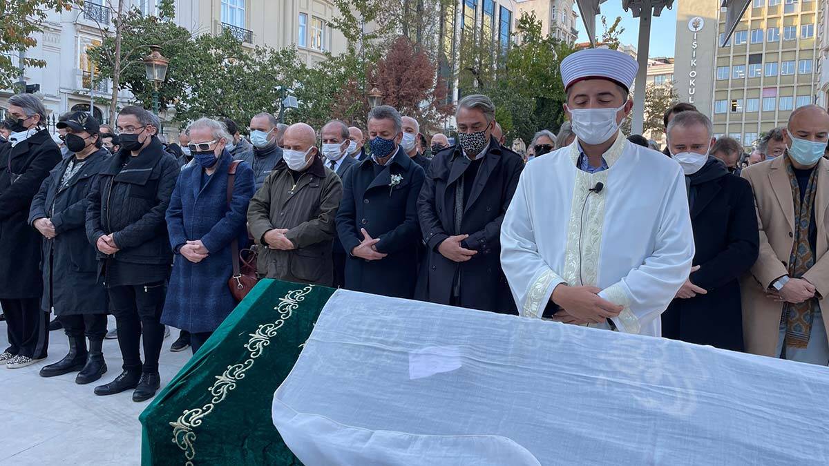 Modacı Bahar Korçan'a hüzünlü veda