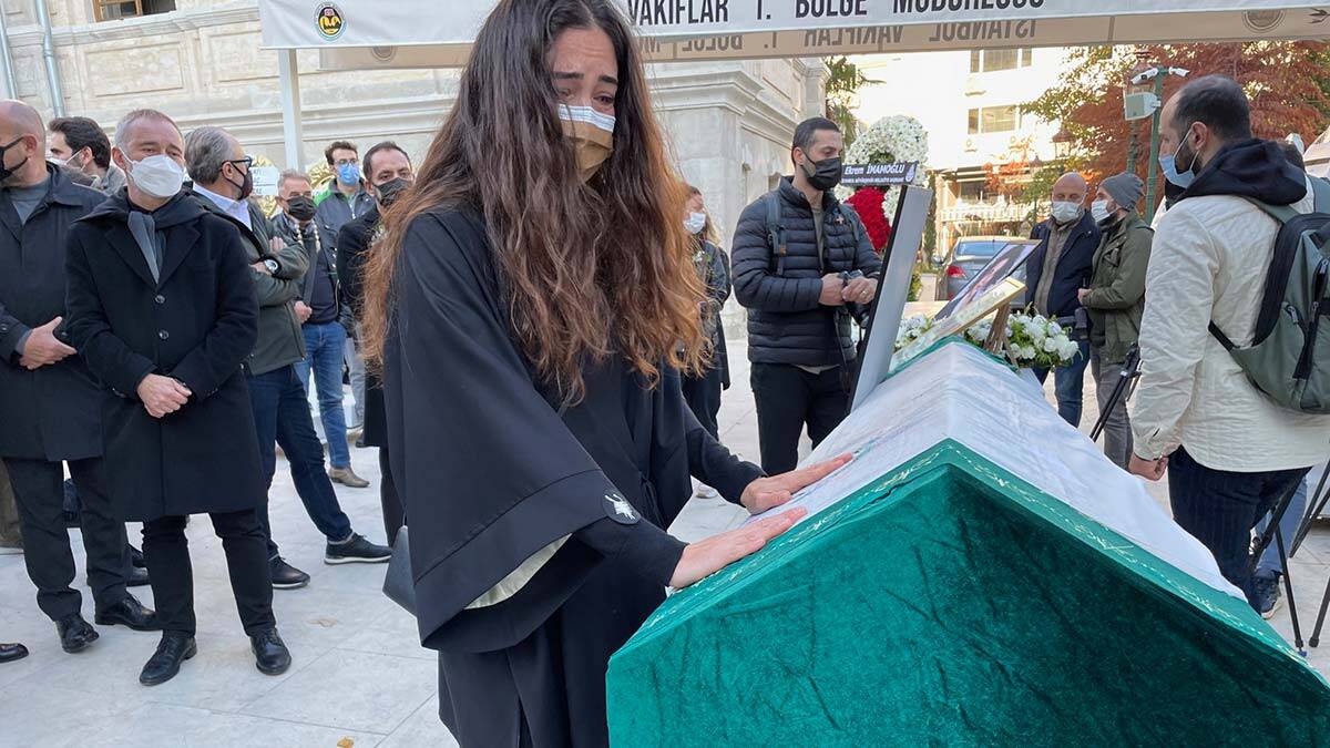 İstanbul'da hayatını kaybeden Modacı Bahar Korçan son yolculuğuna uğurlandı.