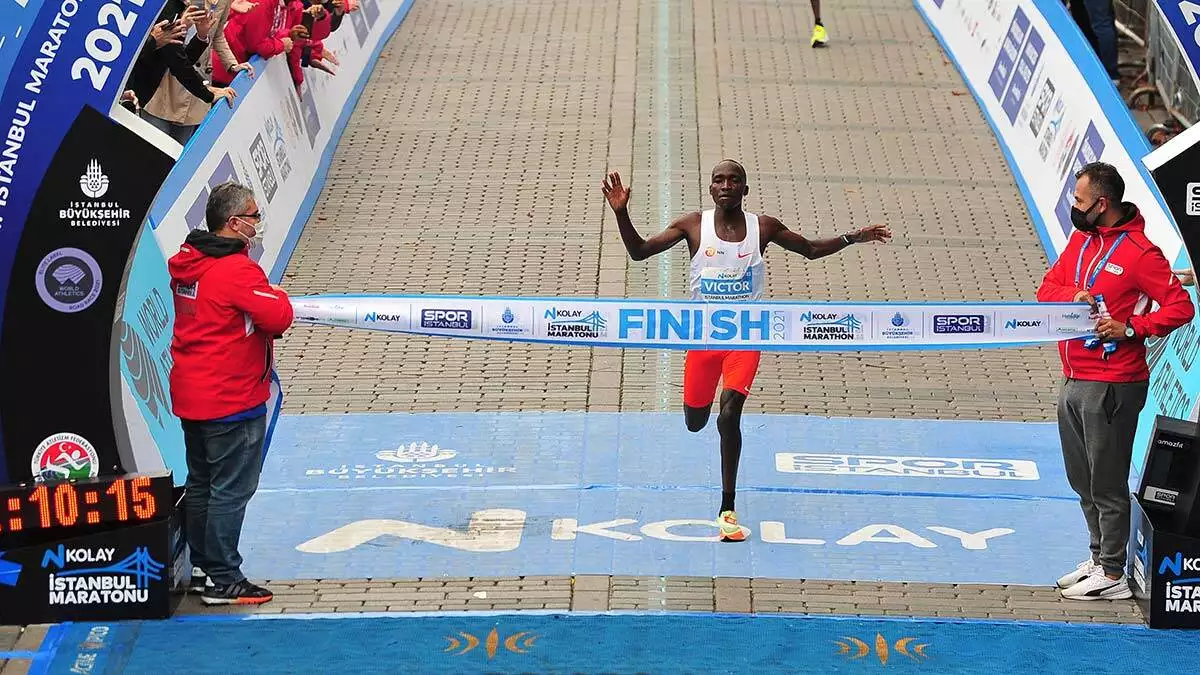 İstanbul maratonu'nunda kazananlar belli oldu