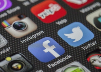 1464 Facebook ve Instagram hesabı kaldırıldı