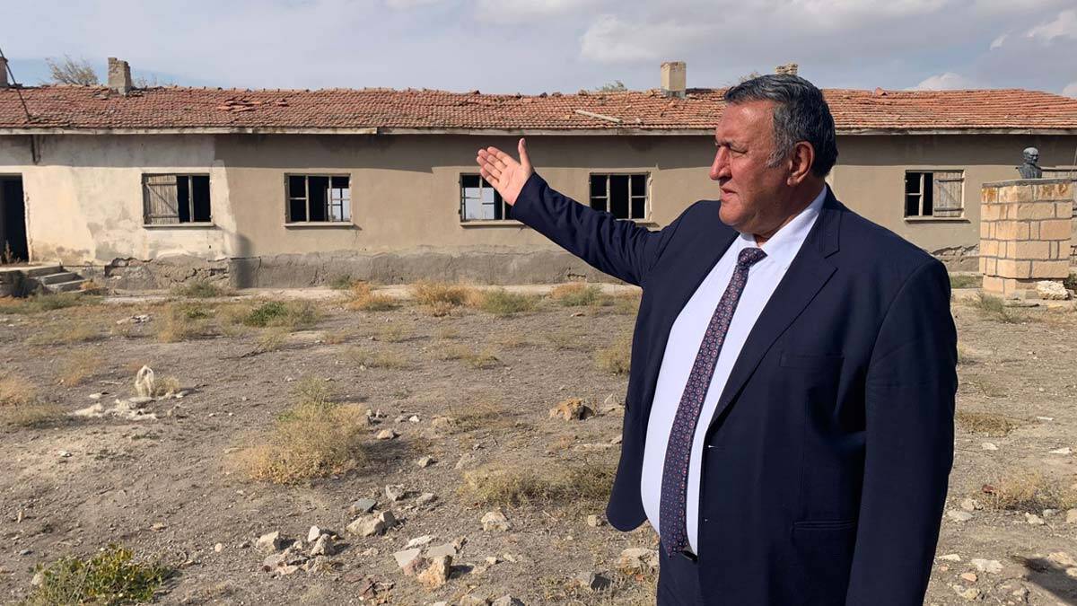 Sözleşmeli öğretmen sayısı 114 bini geçti