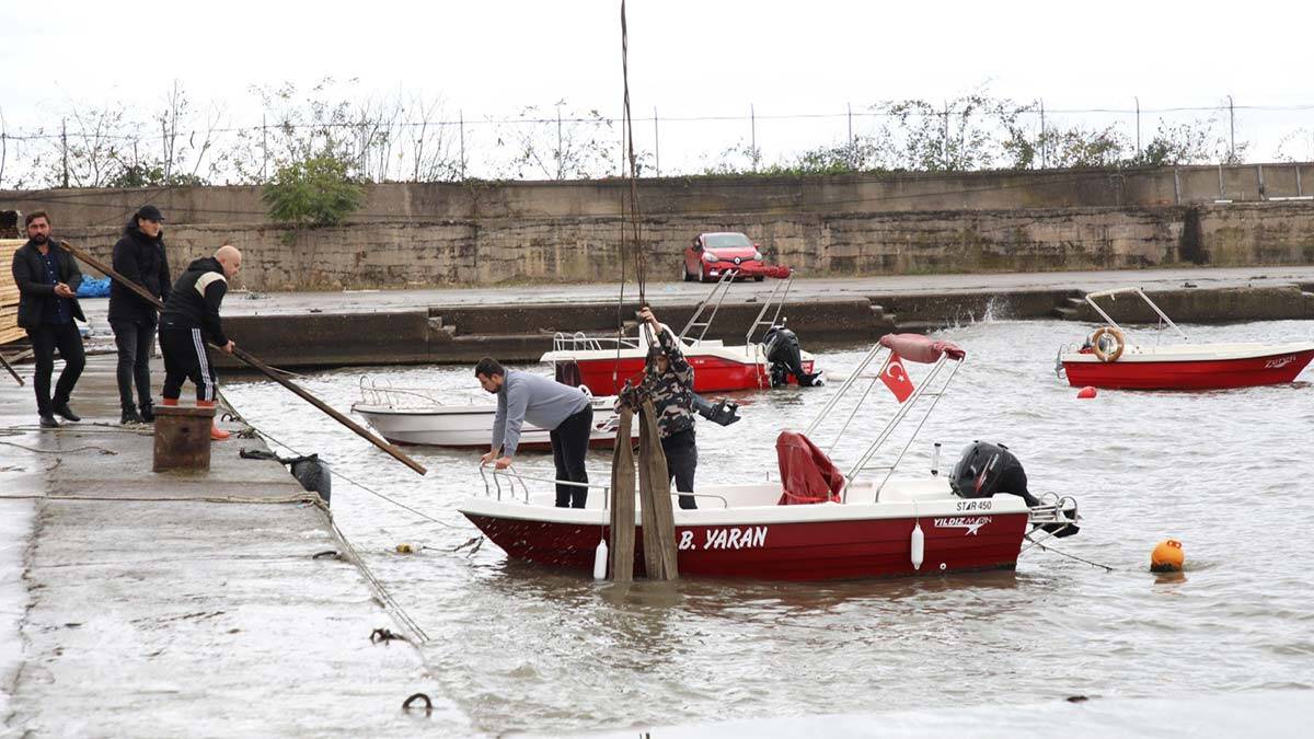Ordu'da fırtına; 3 tekne battı