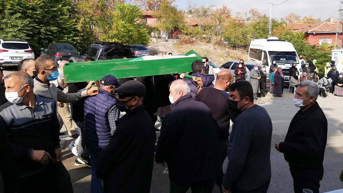 Oyuncu Semra Dinçer son yolculuğuna uğurlandı