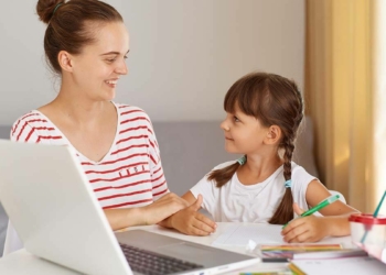 En büyük öğretmenler "annelerimizdir"...