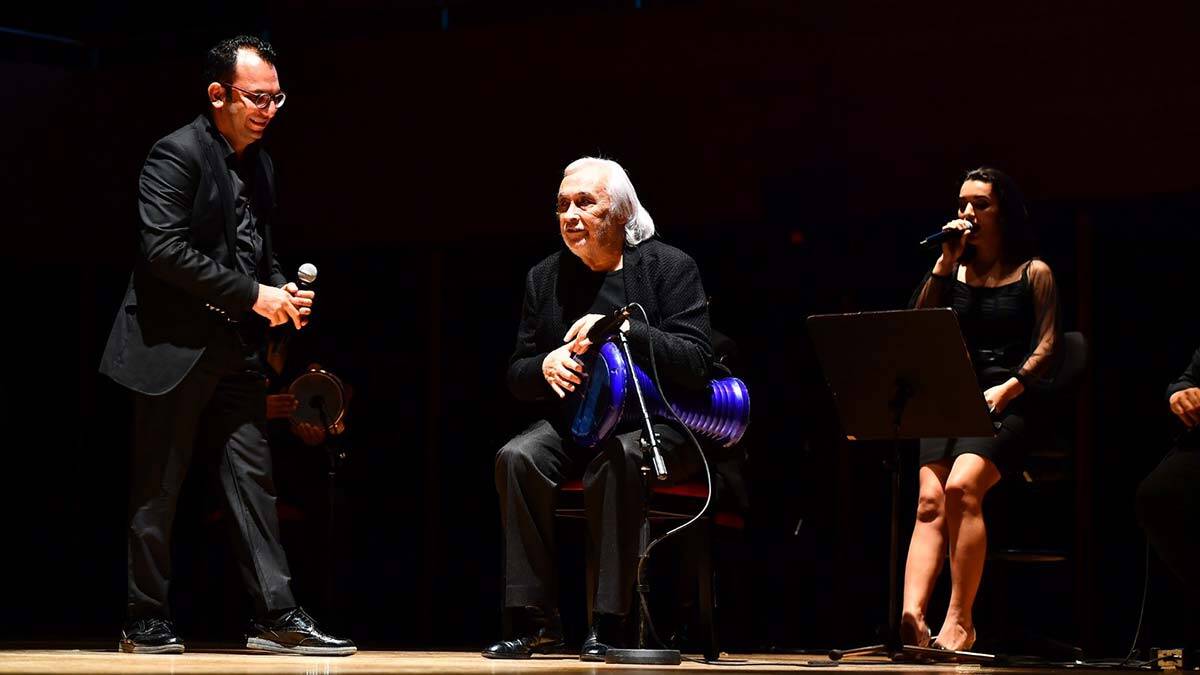 Müjdat Gezen belgeselinin galası İzmir'de yapıldı