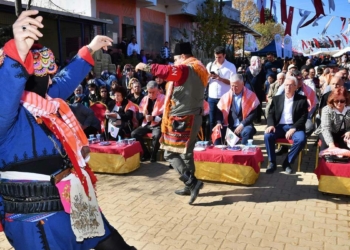 Ödemiş kestane festivali ile şenlendi