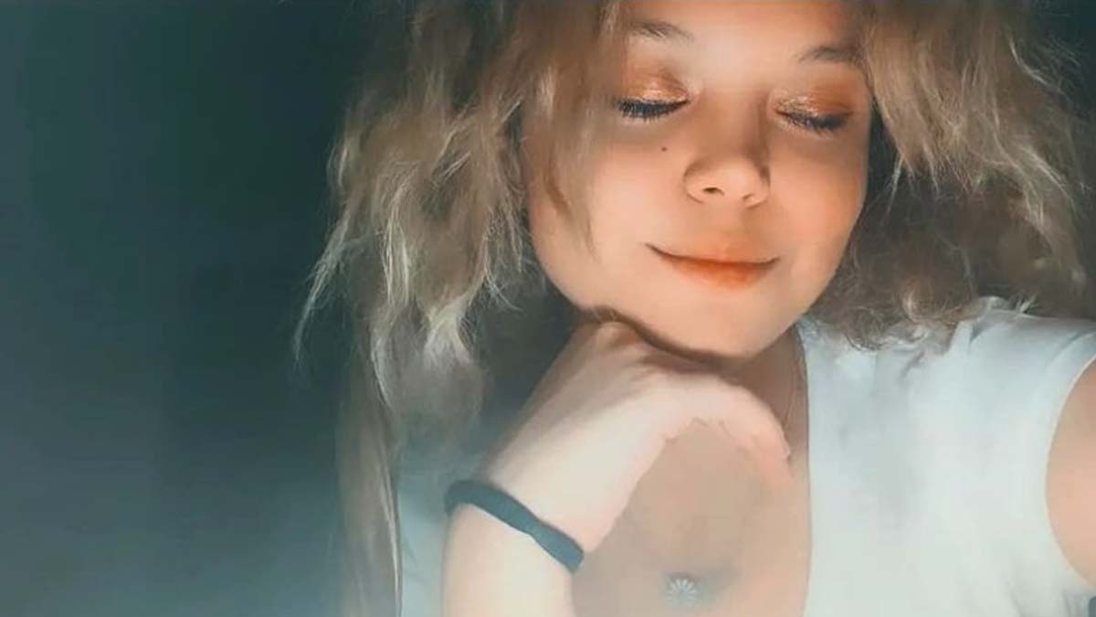 Hayallerinin peşinden koşan yazar Selin Basmacı