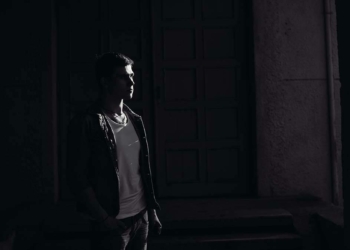 Kenar mahallenin birinden size "selam" var...