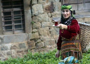 Türk çayı 3 kıtada yeni ülkelere ulaşacak