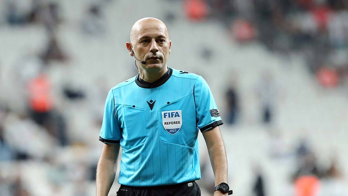 UEFA'dan Cüneyt Çakır ve Halil Umut Meler'e görev