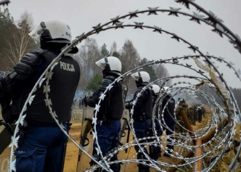 Polonya-Belarus arasında korkunç bekleyiş