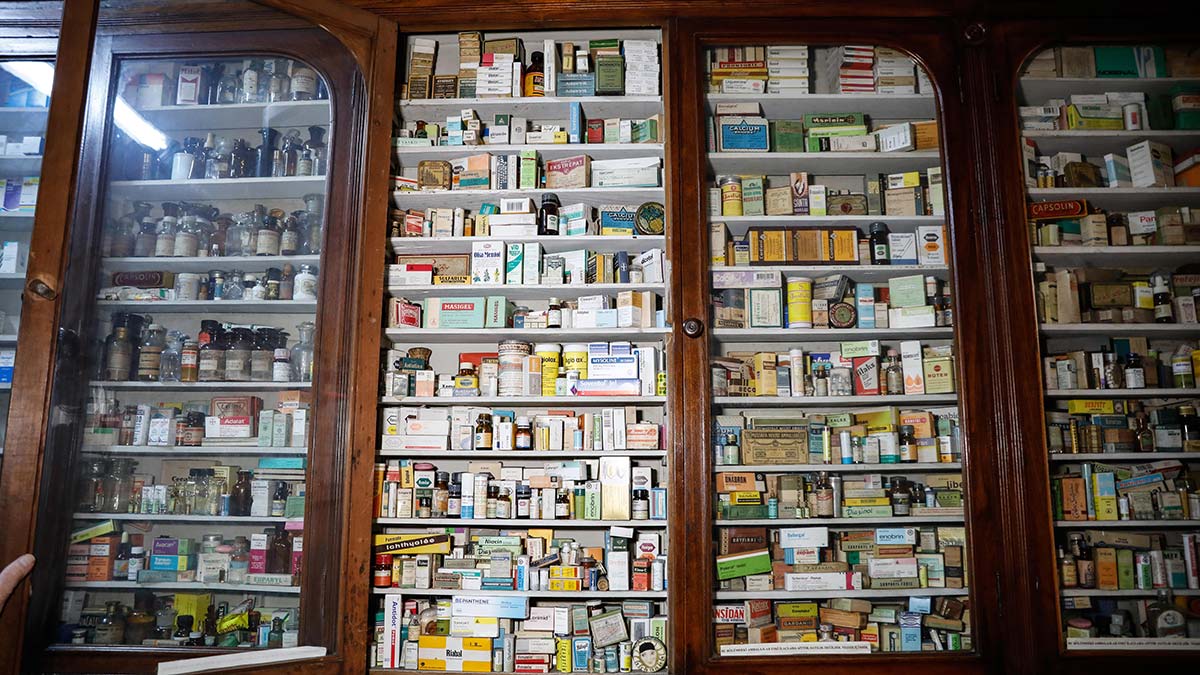 " Ben öldükten sonra bu dükkanı müzeye mi verirler, yoksa satarlar mı? Orasına ailem karar verir"