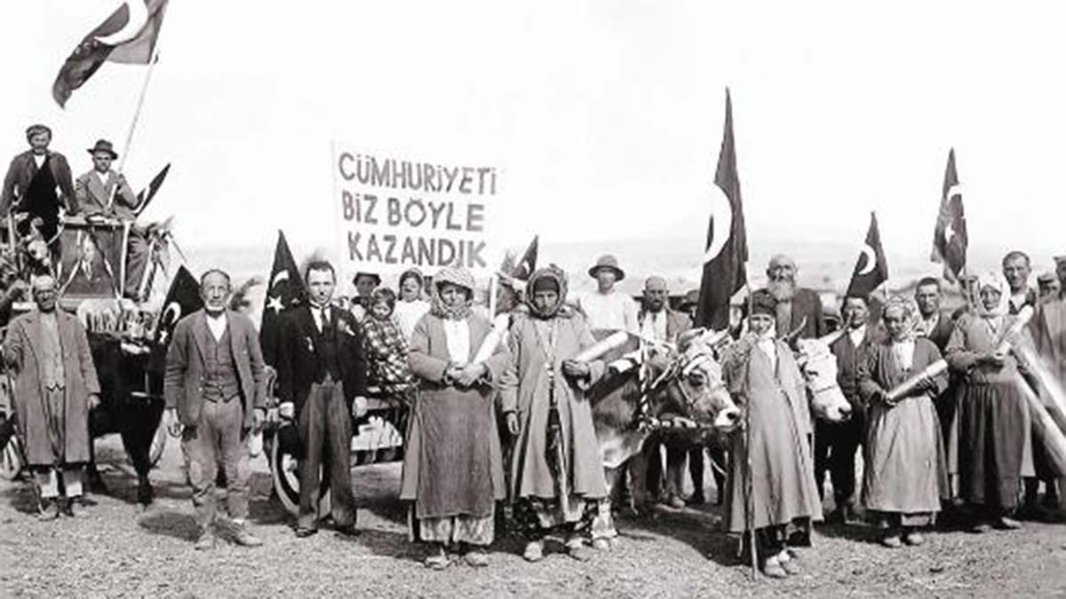 Türk Milleti olarak tarihi benliğimizi iyi hatırlamamız gerekiyor. Tarih bir milletin hafızasıdır.