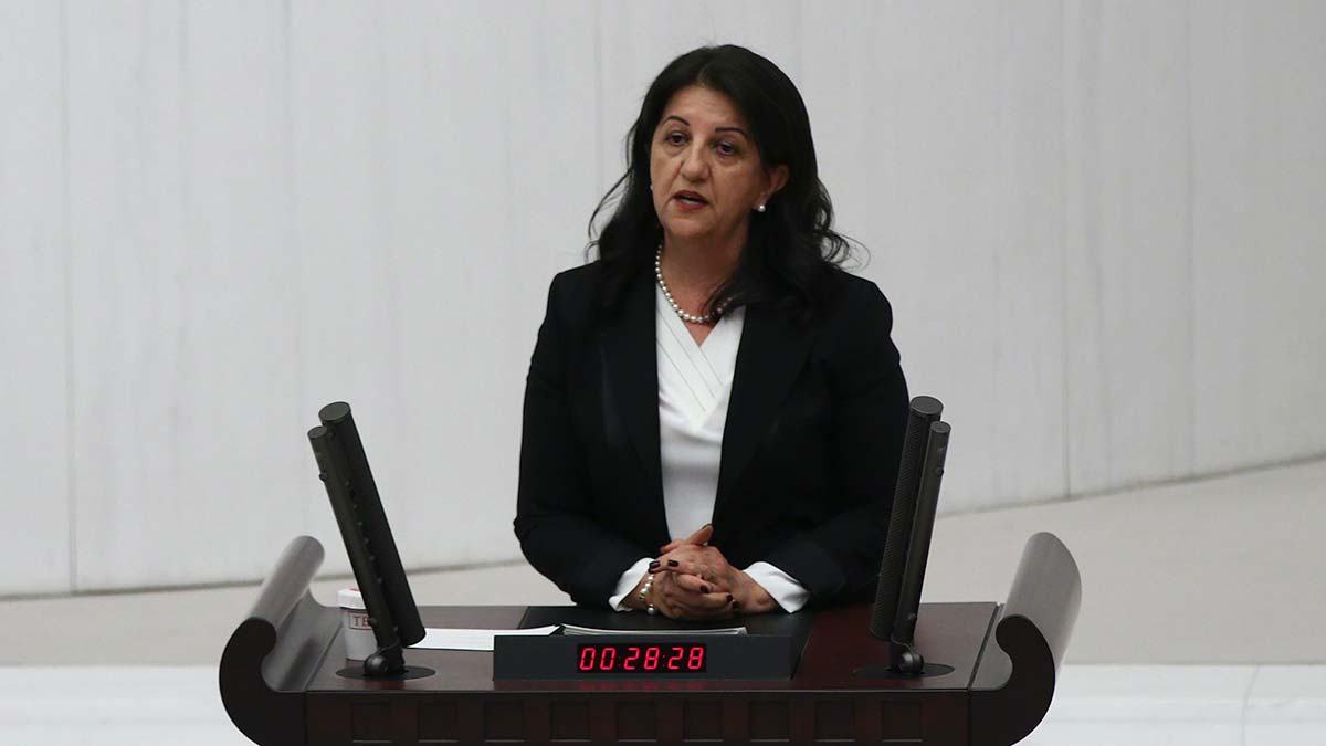 " Sandıkta meydanlarda yenemediğiniz HDP'yi mahkeme salonlarda hiç yenemeyeceksiniz"