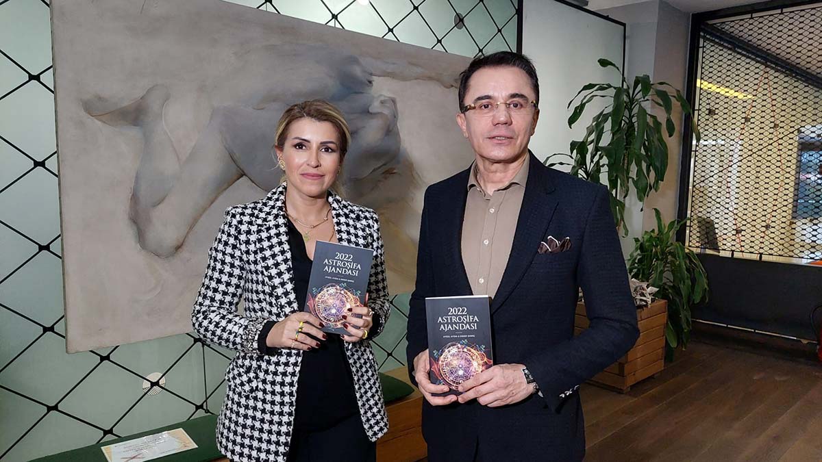" Astrolojide zamanı bilmek, doğru zamanda doğru olanı yapmak çok önemlidir. 4 yıldır bu ajandayı yapıyorduk"