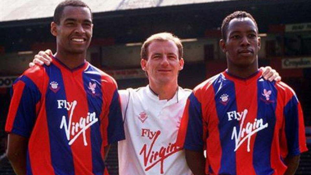 İngiliz Futbolu siyahilere karşı ayrımcılık yapıyor mu?