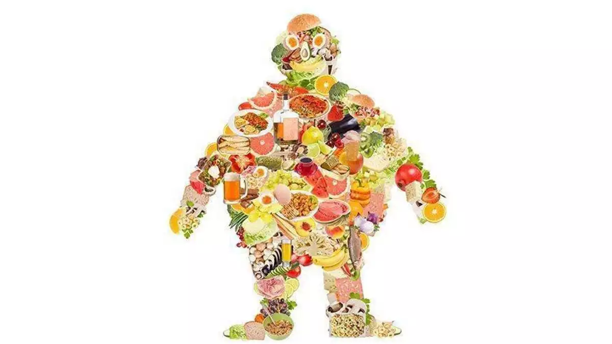 Beslenme bozuklukları, kilo alımı gibi şikayetleri olan bireyler pandemi nedeniyle ortaya çıkan temassız hayat neticesinde online diyetlere ve online diyetisyen desteği almaya yöneldi.