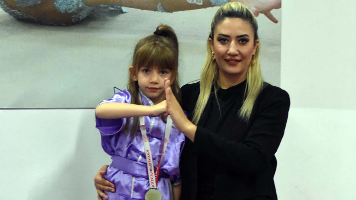 6 yaşındaki Mira'dan 3 yılda 3 şampiyonluk