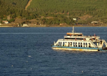 Adalara bazı feribot seferleri iptal edildi