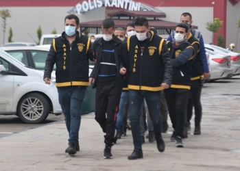 Adana'da hırsızlık şüphelileri yakalandı