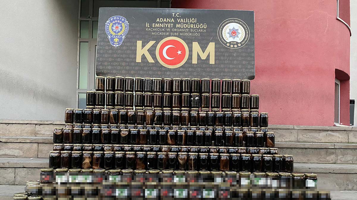 Adana'da kaçakçılık operasyonu: 13 gözaltı