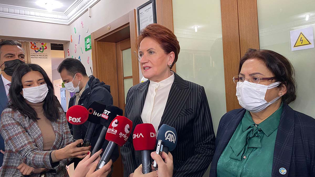 Akşener: Değişimin ayak seslerini söyleyenim