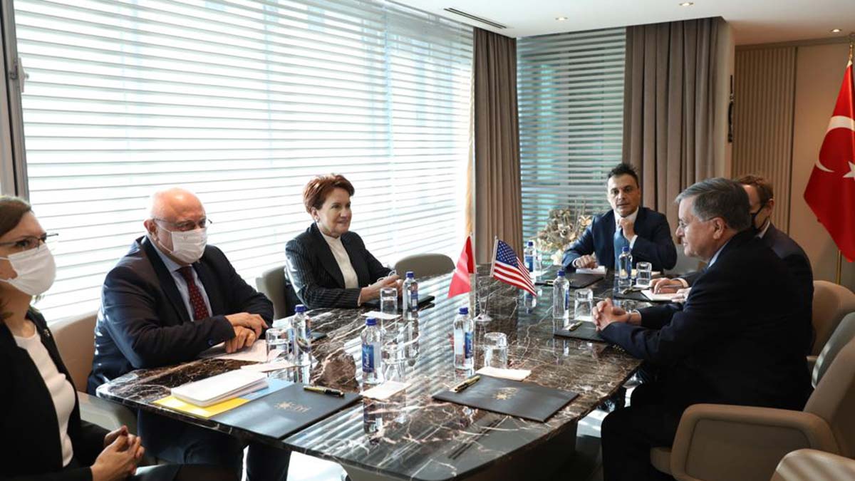 Basına kapalı gerçekleştirilen görüşme, 1,5 saat sürdü