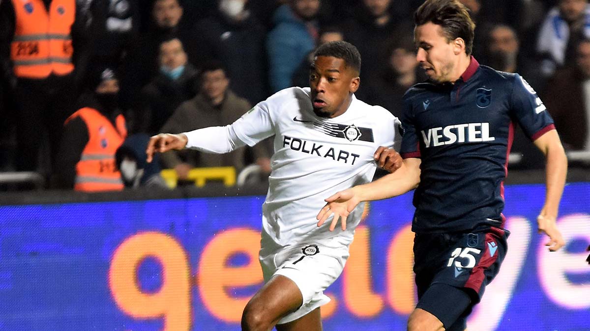 Altay'da Leandro Kappel gol orucuna girdi