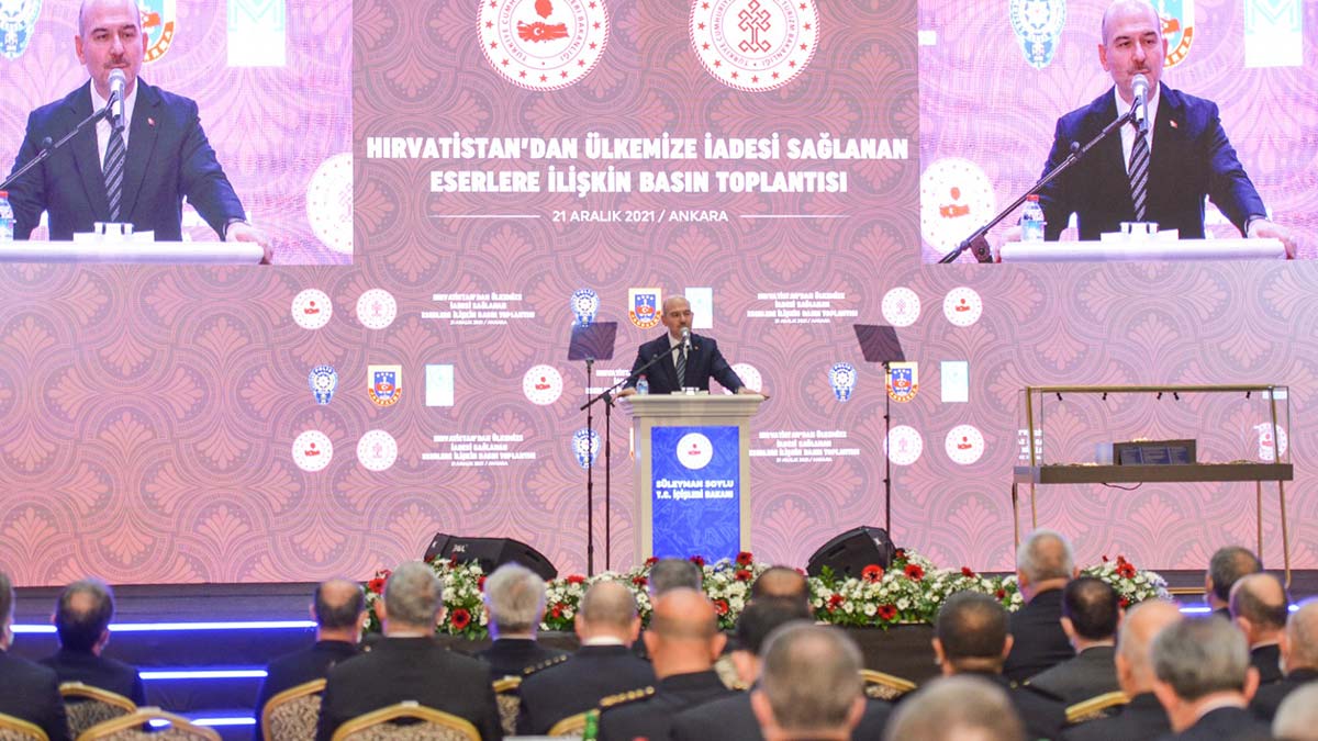 " Örgüte mensup çok sayıda kişi gözaltına alınarak 26 milyon avroya el konulmuştur."