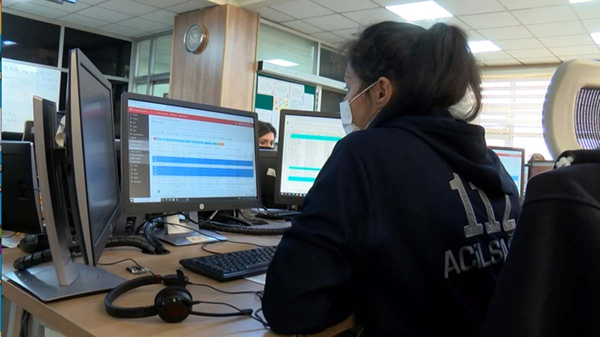 " Son 12 ay içerisinde 12 bin Covid-19 vakasının uygun merkezlere transferini de ambulanslar aracılığımız ile yaptık"