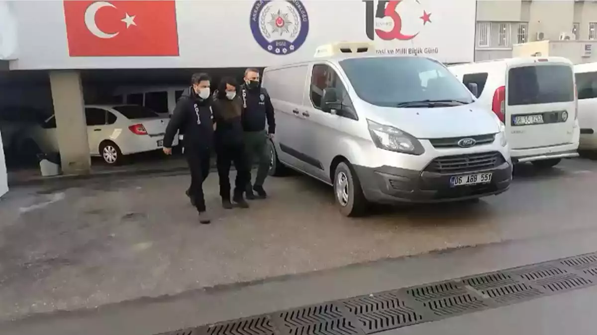 Ankara'da yılbaşı öncesi deaş operasyonu