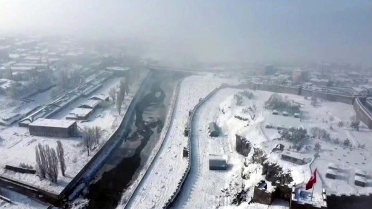 Ardahan'da hava sıcaklığı eksi 15,8 oldu