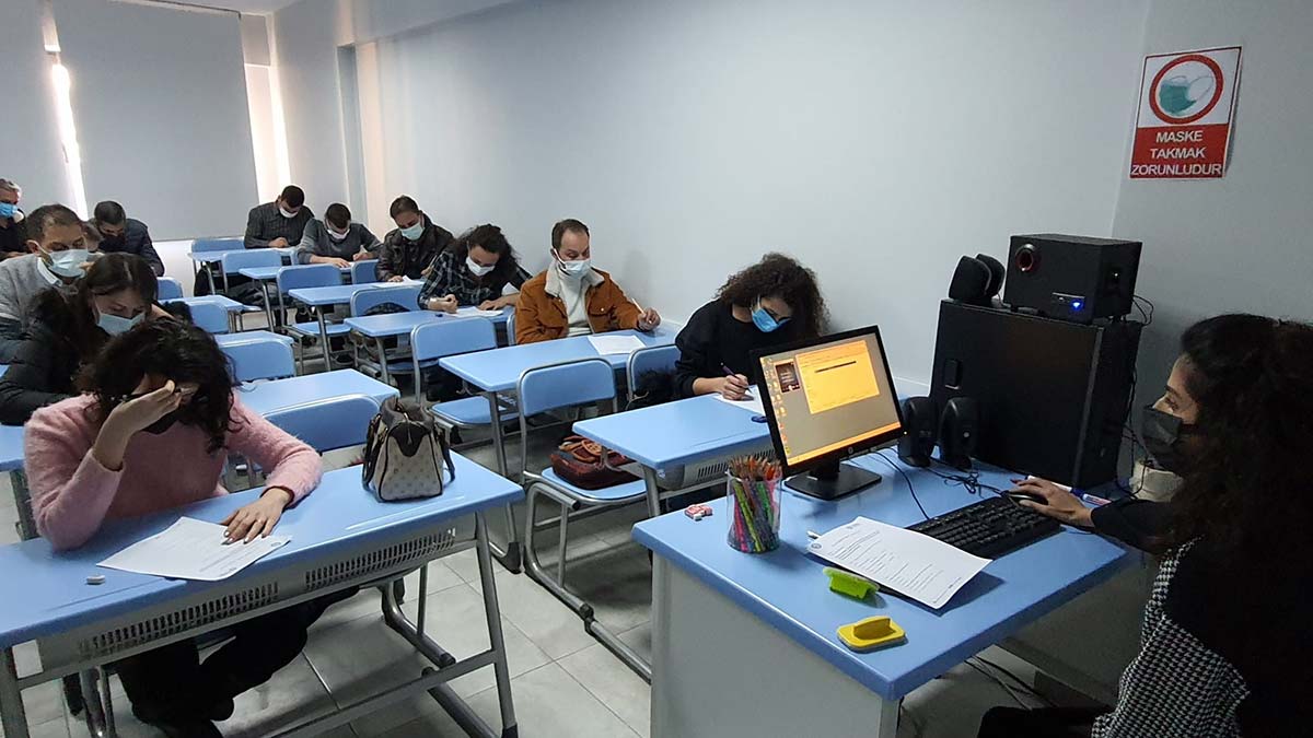 Belediye personeli için ücretsiz İngilizce kursu açtı