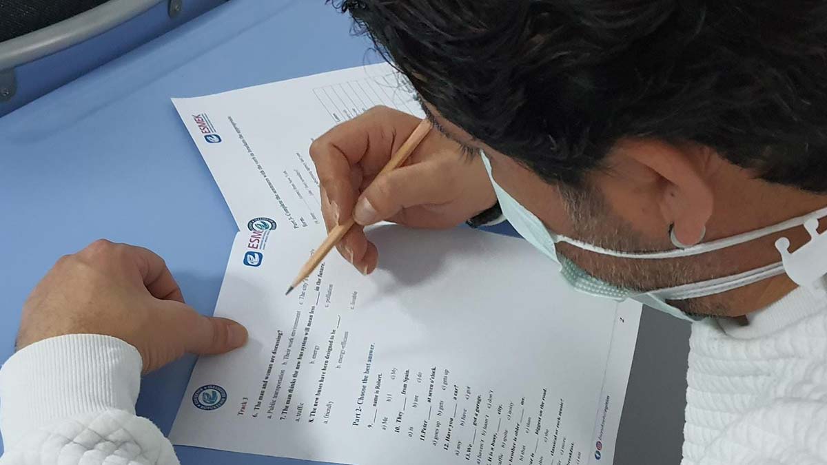 Belediye personeli için ücretsiz İngilizce kursu açtı