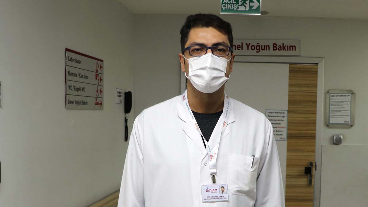 "Hastamızın genel durumu stabil. Dünkü duruma göre biraz daha iyiye gidiyoruz"