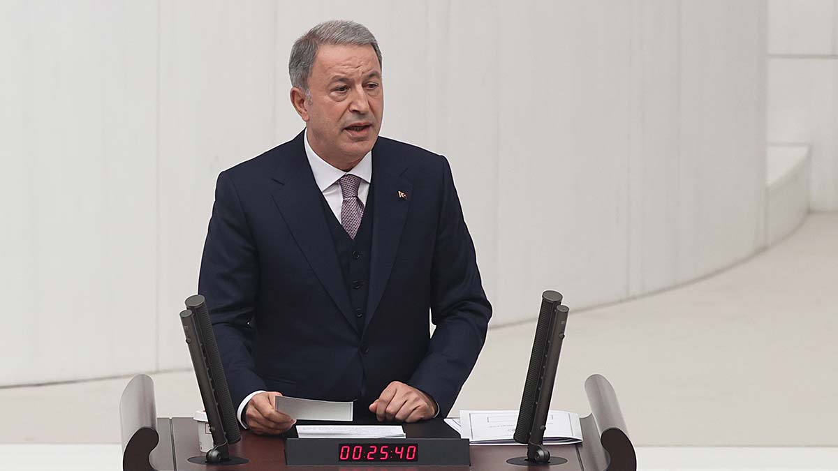 Bakan Akar: 20 terörist etkisiz hale getirilmiştir