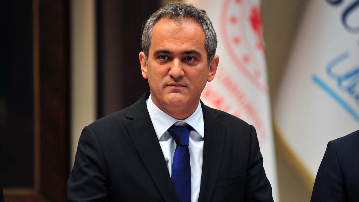 Bakan Özer: 5 çocuk için ana sınıfları açılabilecek