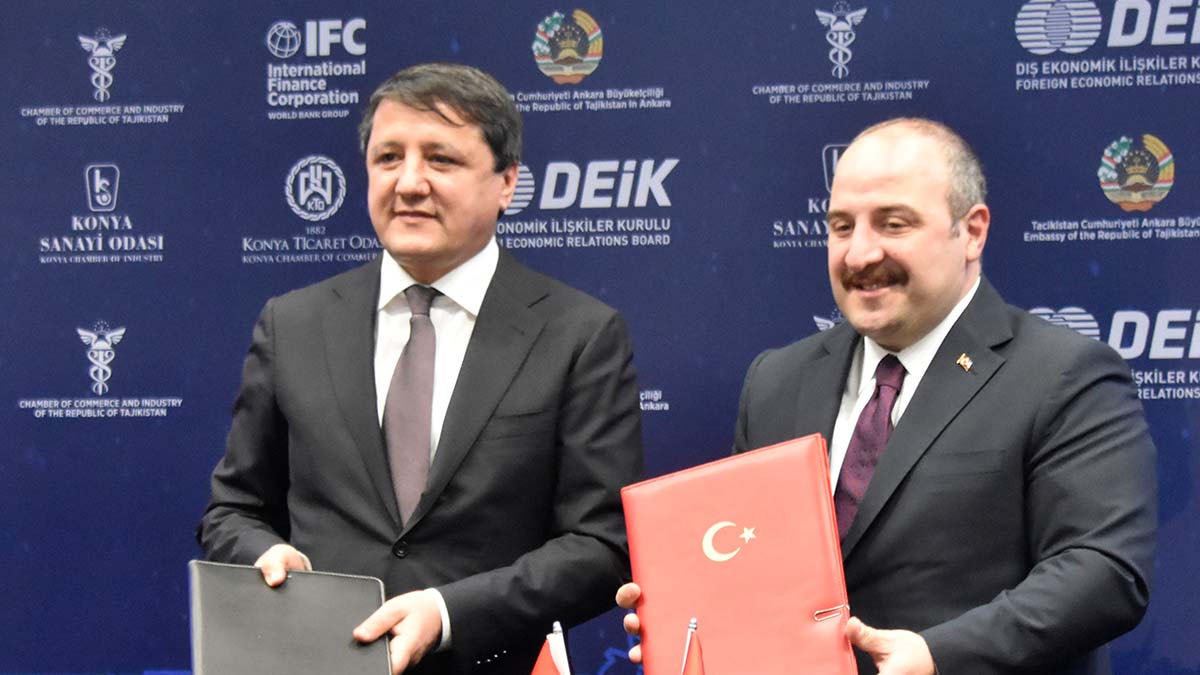 " İnşallah bu ay ilaç ve sağlık teknolojileri alanlarında olası iş birliklerini değerlendirmek üzere görüşmeler yapacağız"