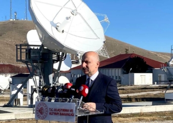 Bakan: 5B uydumuzu Space X Falcon 9 ile fırlatacağız