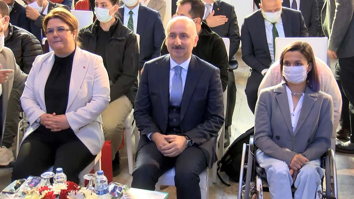 " Ulaşım altyapıları ile toplu taşıma araçlarının erişilebilirliğini sağlayacağız"