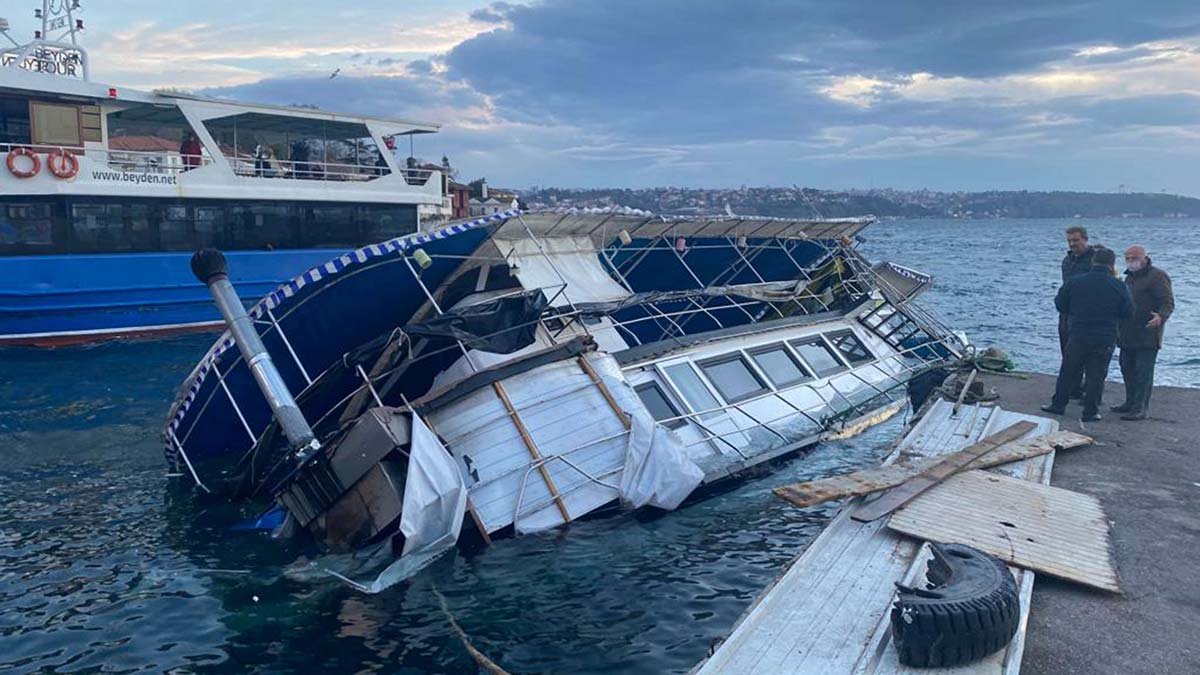 Olay yerine ekipler sevk edildi.