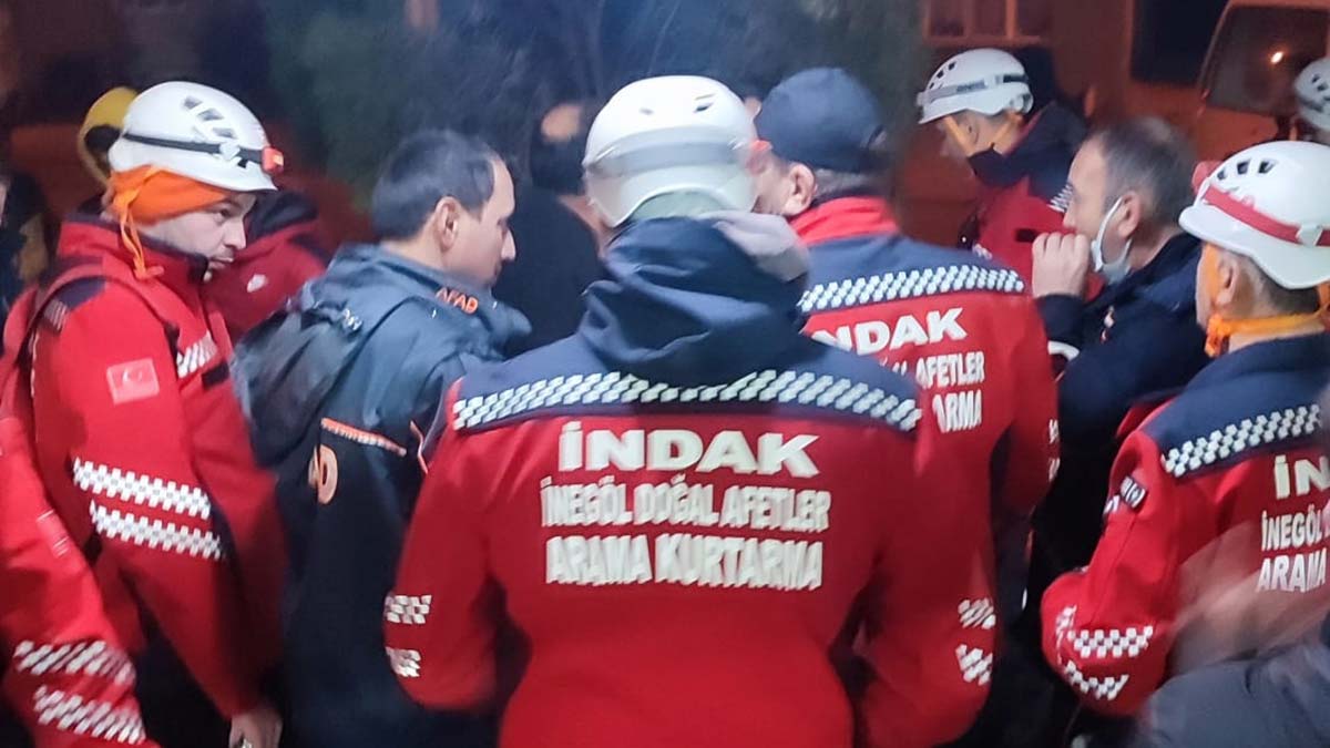 İşitme ve konuşma engelli Mehmet Kardaş'ın (19) bulunması için 70 kişilik ekip ile arama- kurtarma çalışması başlatıldı