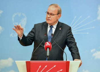 CHP'li Öztrak: Dibi delik kova suyu tutmaz