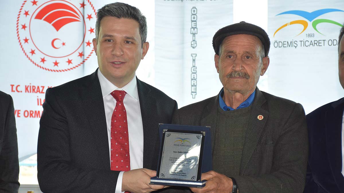 " İlçemizde, rakım itibariyle toplamda 6 mahallede fasulye yetişiyor"