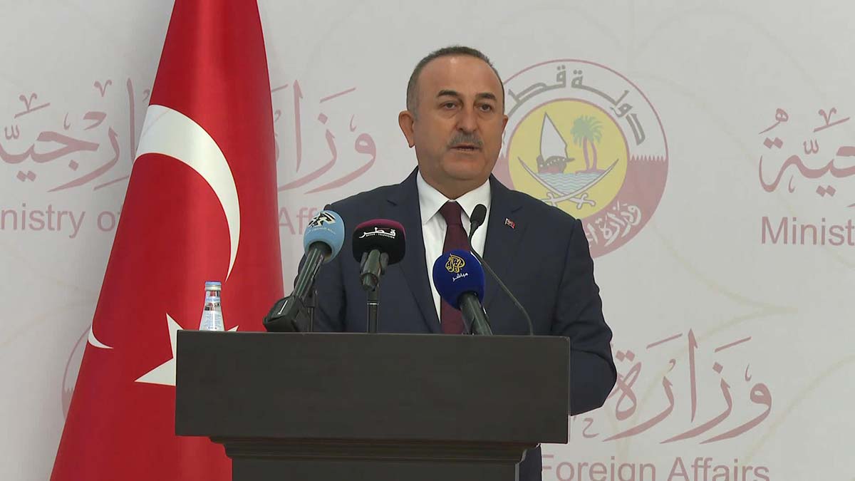 " Son zamanlarda yeni versiyonlarınla beraber Covid-19’un, bazı ülkeler kısıtlayıcı tedbirler aldı ama Katar Türkiye’yi yeşil listeye ekledi"