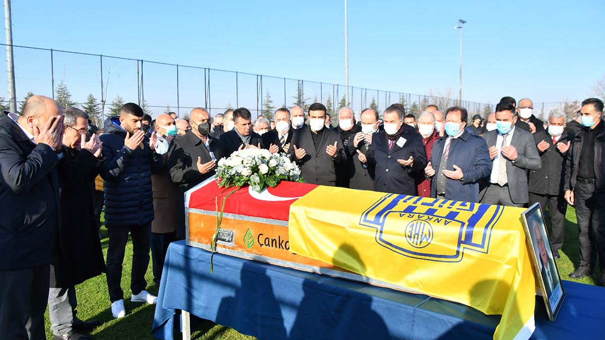 Cemal Aydın için kulüp tesislerinde cenaze töreni gerçekleştirildi
