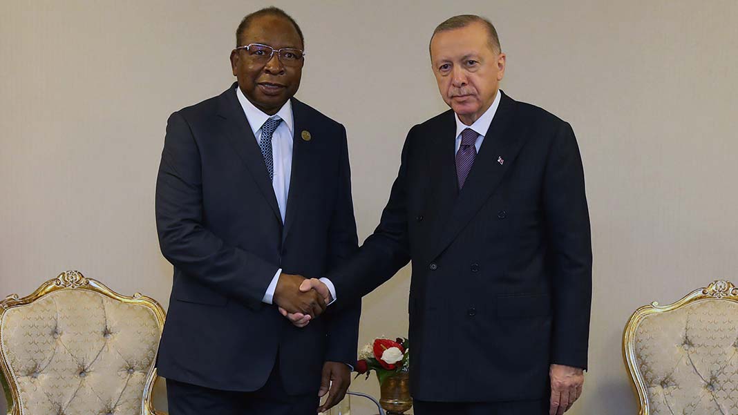 Cumhurbaşkanı, Nijer Başbakanı'nı kabul etti Cumhurbaşkanı, Nijer Başbakanı'nı kabul etti