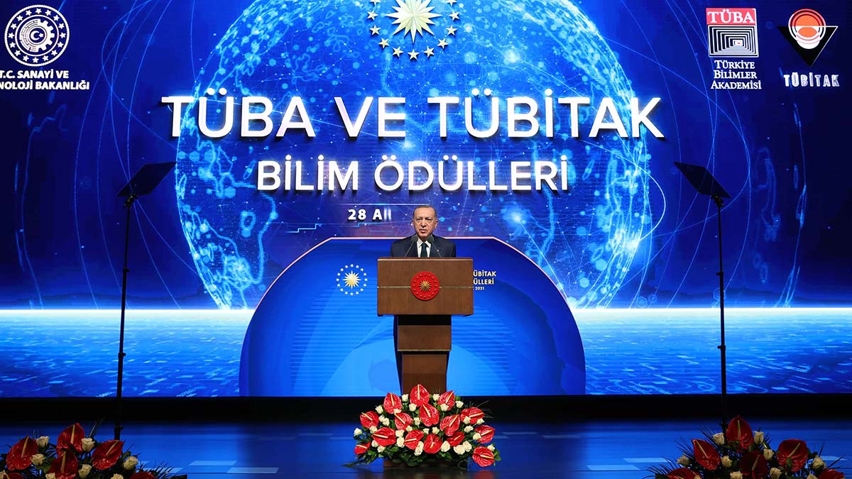 Cumhurbaşkanı: Çalışmaya devam edeceğiz