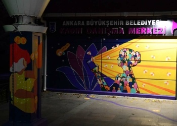 Duvarlar Mor Haritam temalı resimlerle donatıldı